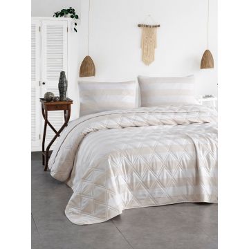 Cuvertura matlasata dubla, L'essentiel Maison, Max Yollu Saten, Bumbac;Poliester , Bej Cuvertura matlasata dubla, L'essentiel Maison, Max Yollu Saten, Bumbac;Poliester , Bej