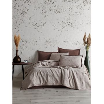 Set cuvertura de pat dubla 3 piese, L'essentiel Maison, Silvano, Maro Set cuvertura de pat dubla 3 piese, L'essentiel Maison, Silvano, Maro