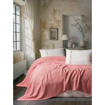 Set cuvertura pique Single, L'essentiel Maison, Joyce, Coral Set cuvertura pique Single, L'essentiel Maison, Joyce, Coral