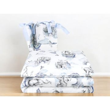 Lenjerie patut 3 piese cu protectie laterala Qmini 120x60 cm Elephants on Rainbow Blue