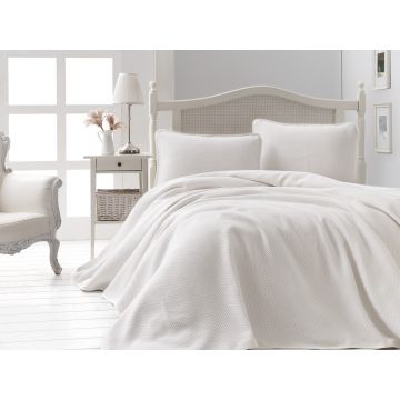 Set cuvertura pique dubla, Liv - White, Şaheser, Bumbac Set cuvertura pique dubla, Liv - White, Şaheser, Bumbac